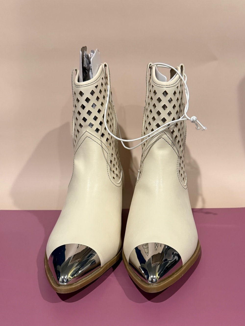 Arizona Jean Company White Ankle Boots with Silver Cap Toe